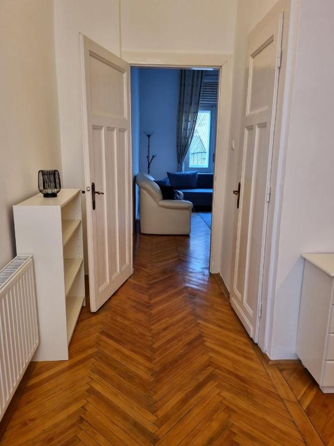 Apex Apartment Budapest Extérieur photo
