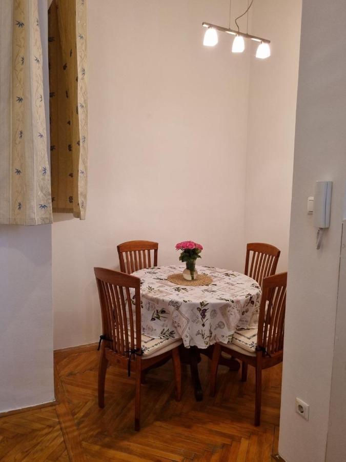 Apex Apartment Budapest Extérieur photo